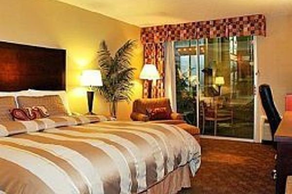 Clarion Hotel Lacrosse (Texarkana)